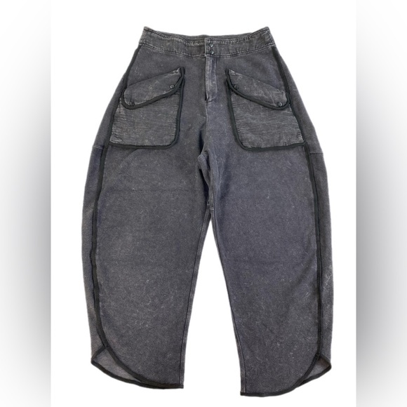 Free People Timko Pants  Black  Medium  EUC - Picture 7 of 16